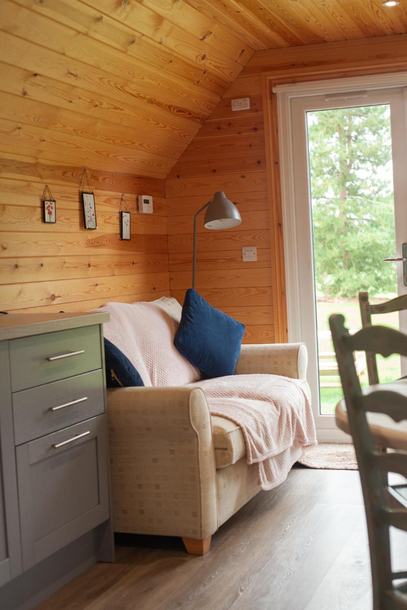 Wildflower Meadow Cabins Whitington Luaran gambar